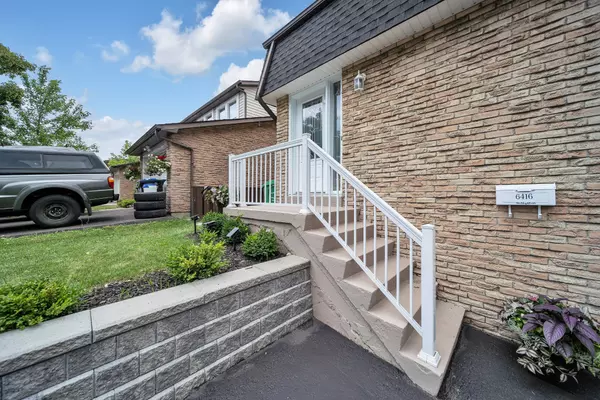 Mississauga, ON L5N 2M8,6416 Chaumont CRES