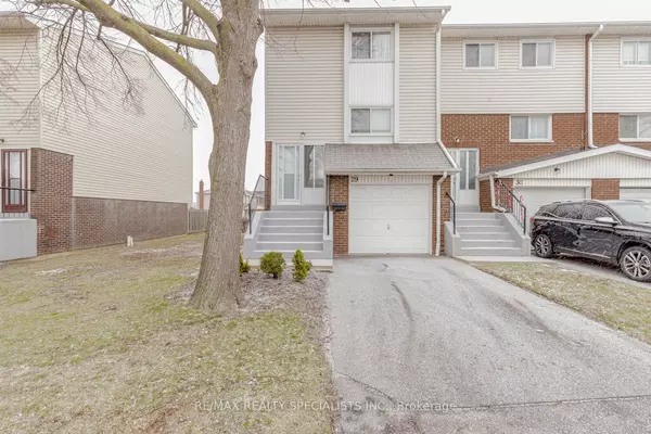 29 Sandringham CT,  Brampton,  ON L6T 3Z3