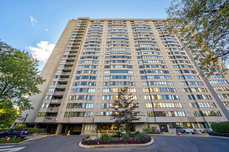 2330 Bridletowne CIR #2105, Toronto E05, ON M1W 3P6