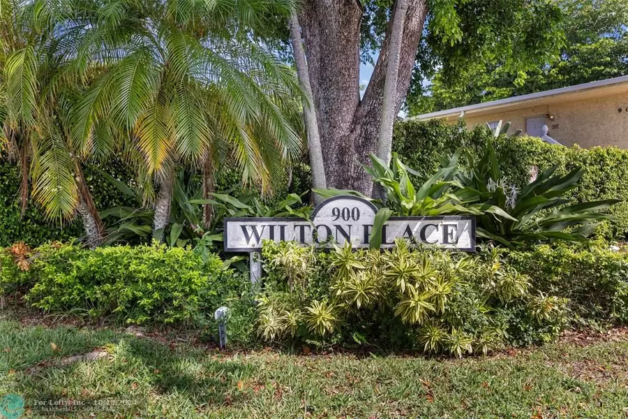 900 NE 26th St  #9, Wilton Manors, FL 33305