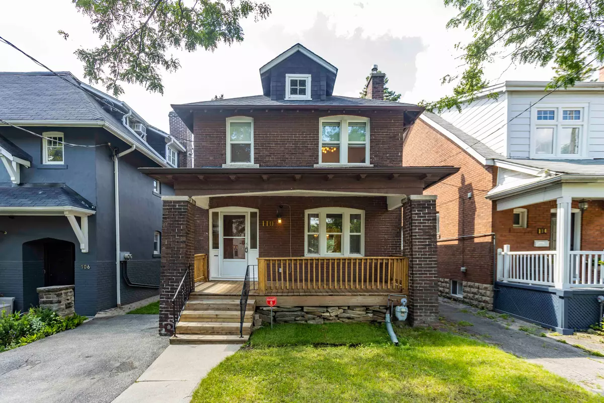 Toronto C03, ON M5P 2A7,110 Duplex AVE