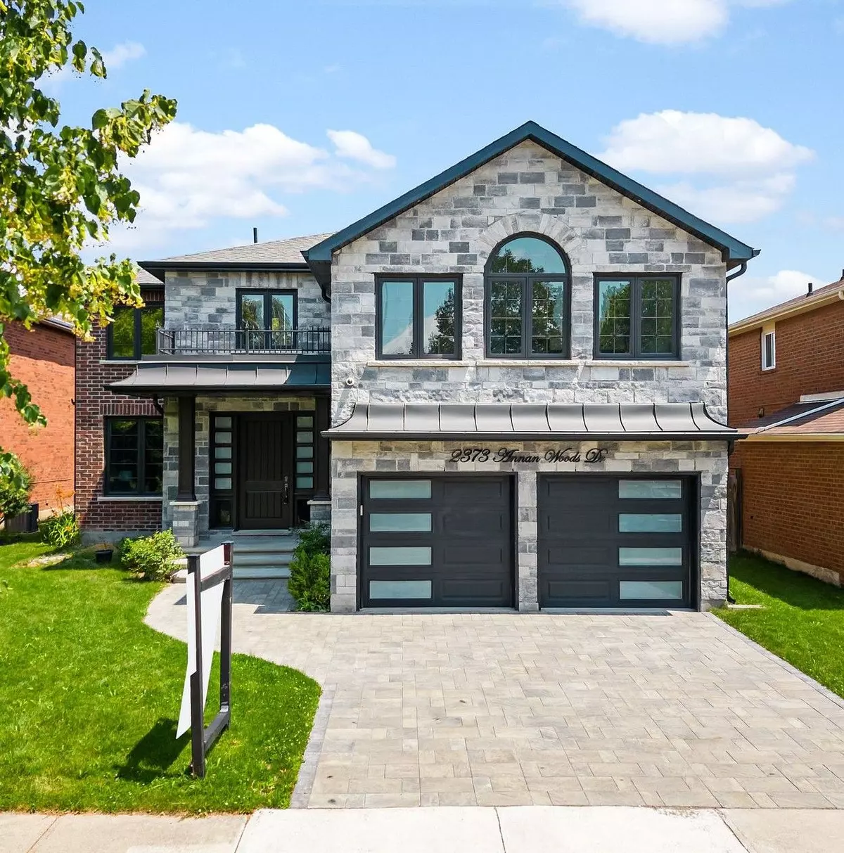 Pickering, ON L1X 2J6,2373 Annan Woods DR