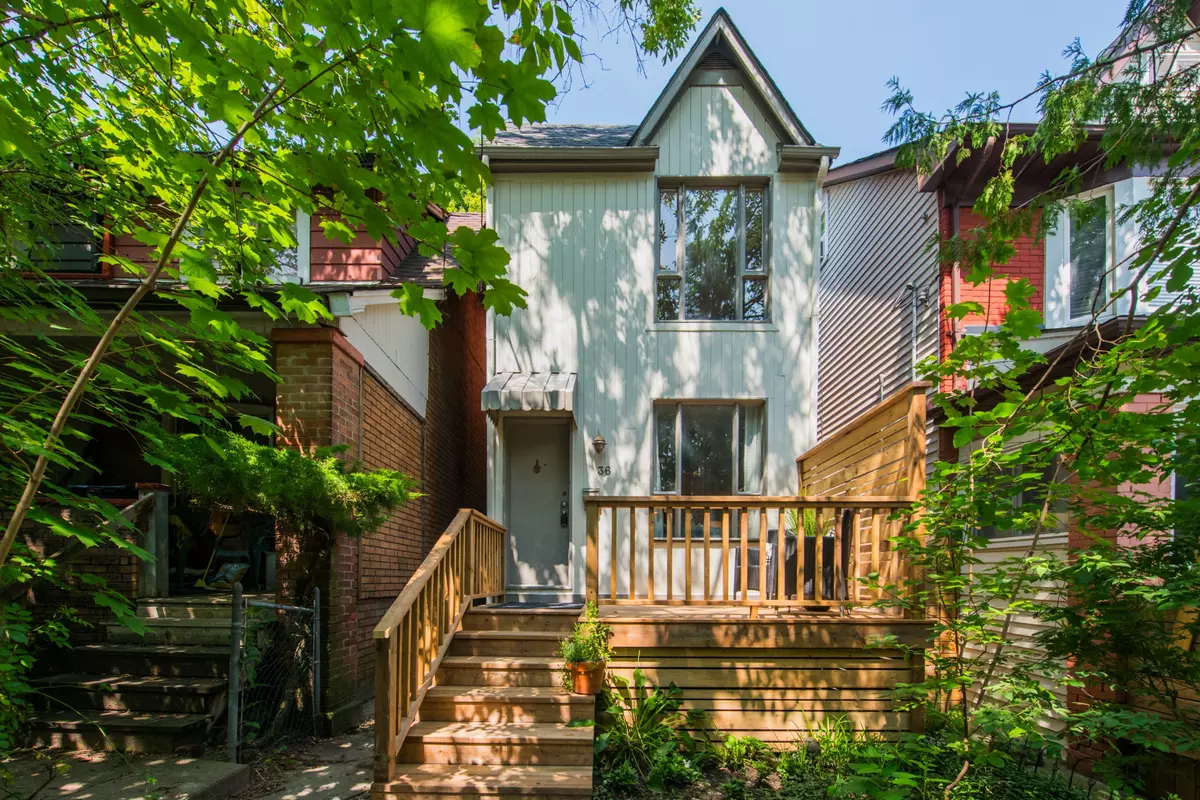 Toronto, ON M4L 2E9,36 Harriet ST