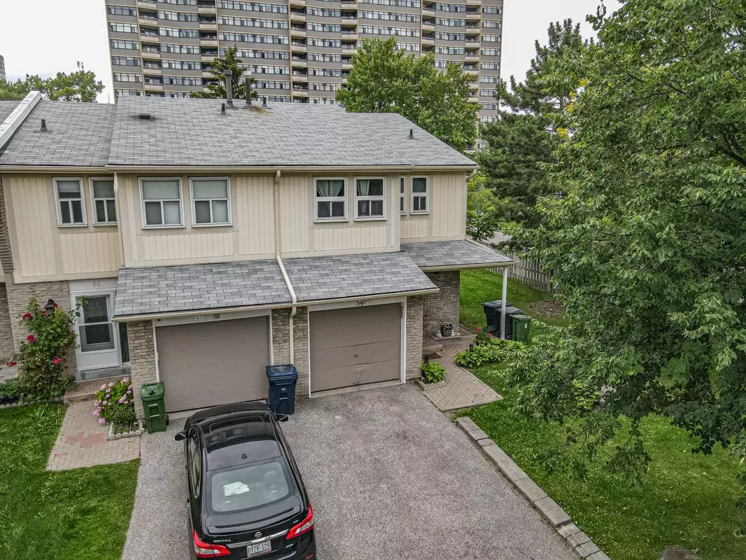 Toronto E05, ON M1W 2V4,1290 Bridletowne CIR #54