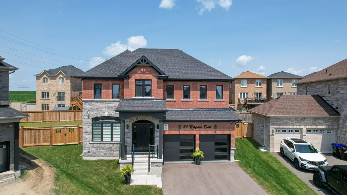 Bradford West Gwillimbury, ON L3Z 0R9,54 Ridgeview CT