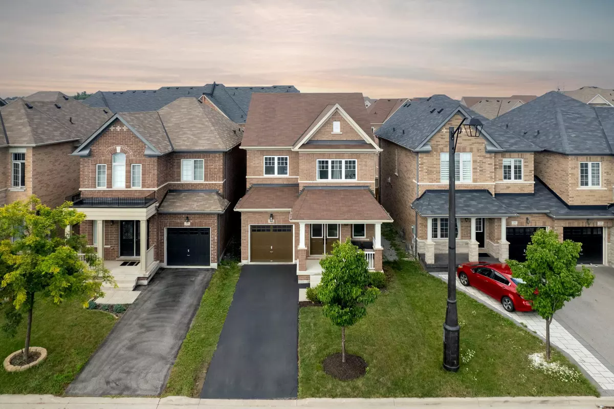 Vaughan, ON L4H 3Z8,31 Pelham DR