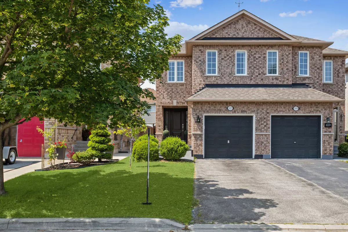 Mississauga, ON L5N 8L7,3227 Raindance CRES