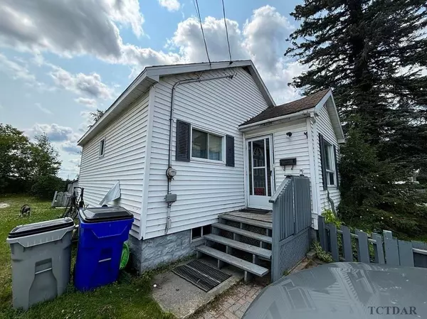 Timmins, ON P4N 5T1,387-391 James AVE