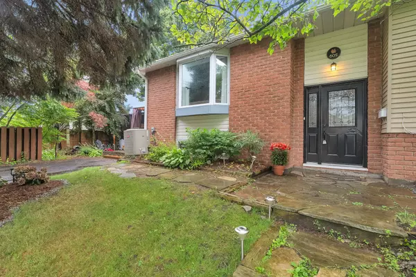 Northumberland, ON K9A 4Y1,605 Mackechnie CRES