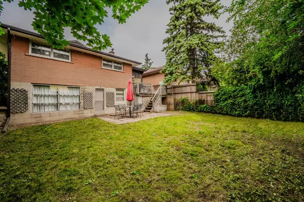 Kitchener, ON N2M 3C9,35 Winslow DR