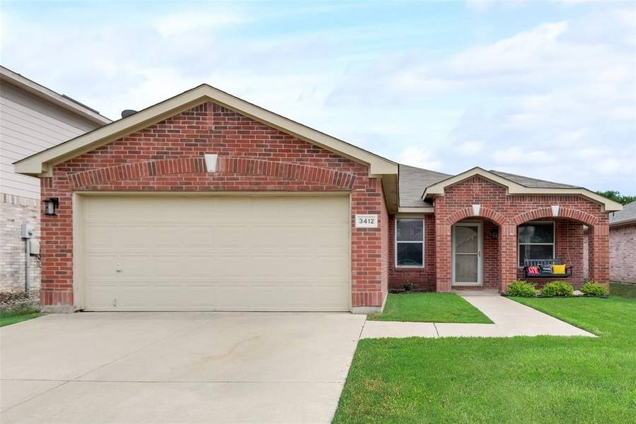 3412 Cheyenne Ranch Road, Fort Worth, TX 76262