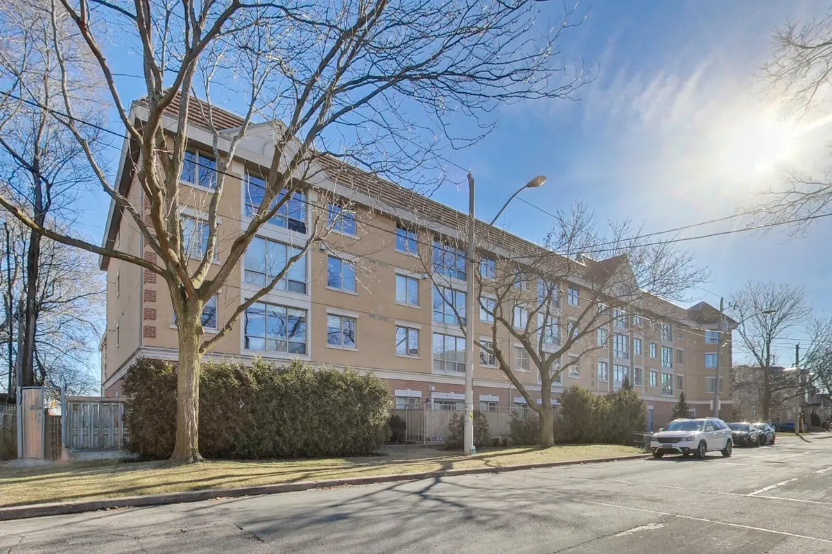 Toronto C11, ON M4G 4H1,211 Randolph RD #219