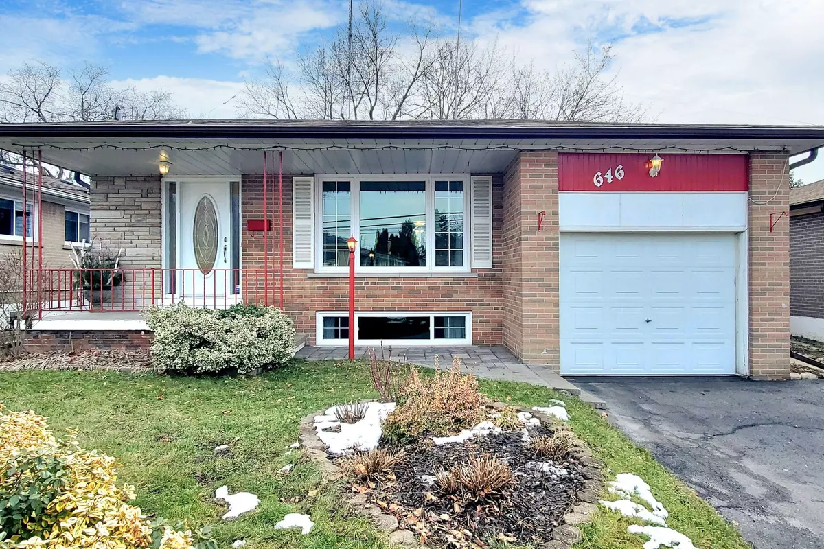 Newmarket, ON L3Y 3A5,646 Red Deer ST