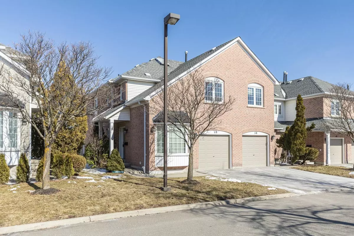 Mississauga, ON L5M 5N7,5305 Glen Erin DR #6B