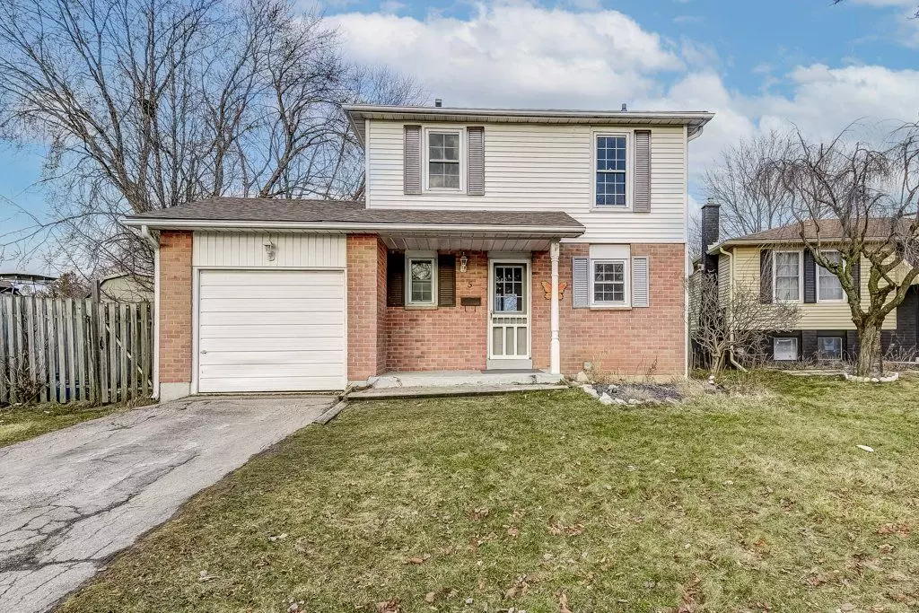 Brantford, ON N3P 1C8,5 Normandy PL