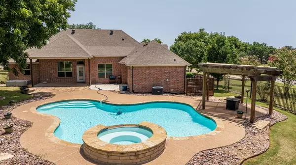 3900 DeCordova Ranch Road, Granbury, TX 76049