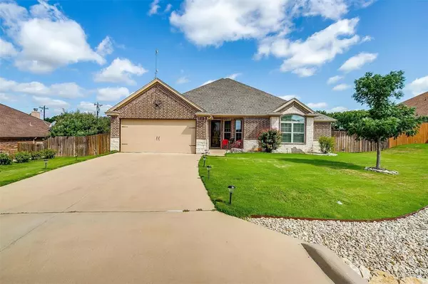 3051 Meandering Way, Granbury, TX 76049