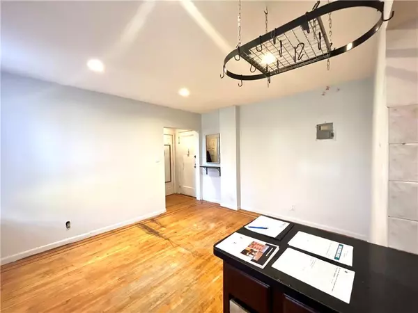 Brooklyn, NY 11209,460 Ovington AVE #2H