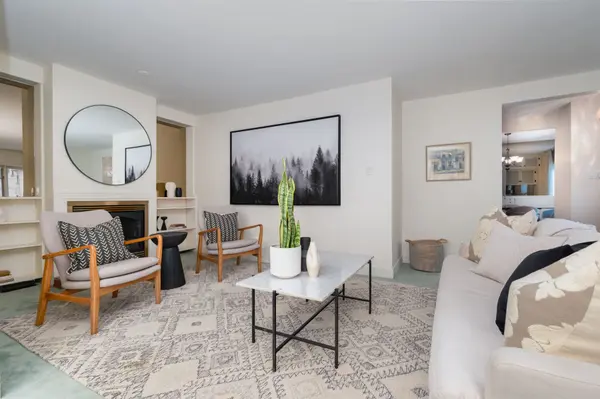 Toronto C11, ON M4W 2E7,24 Douglas CRES