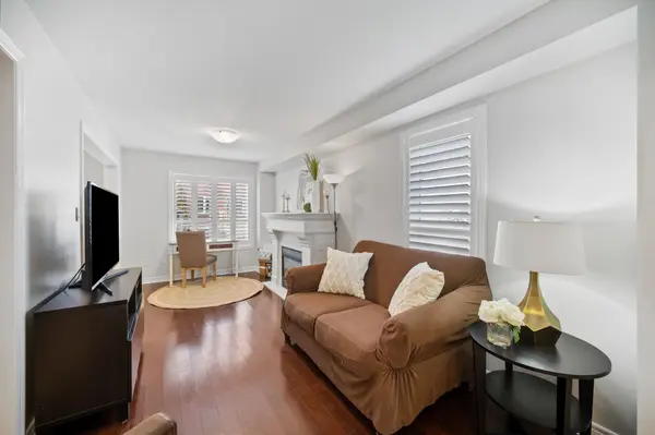 Caledon, ON L7E 2Y8,8 Bolton Camp WAY