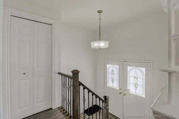 Toronto W05, ON M3N 1K6,74 Firgrove CRES