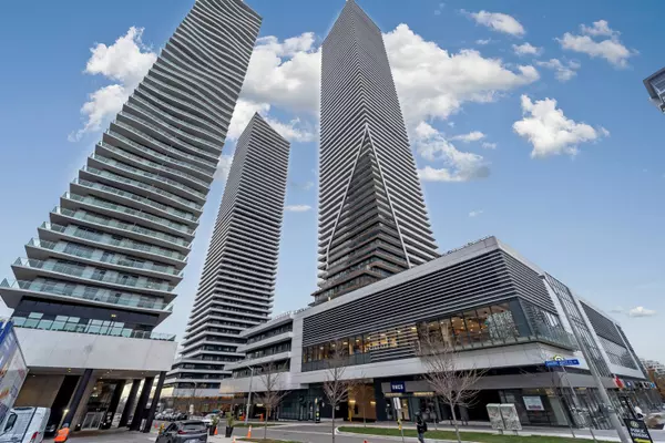 Toronto W06, ON M8V 1A1,30 Shore Breeze DR #331