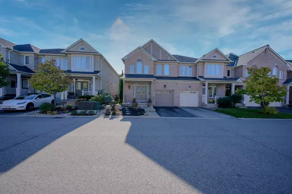 Oakville, ON L6M 5C9,2295 Rochester CIR #7