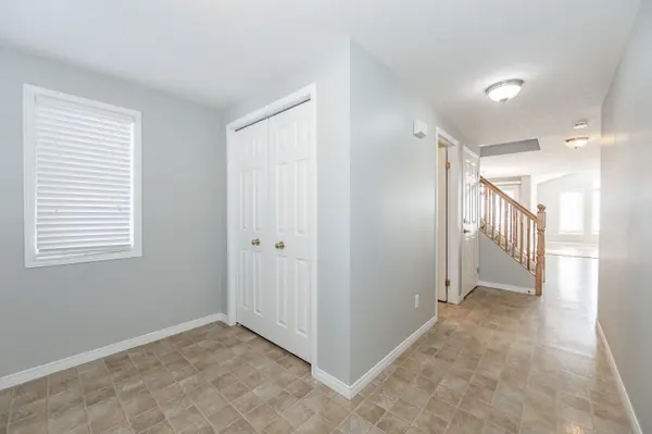 Waterloo, ON N2V 2W3,525 Virginia Creeper ST