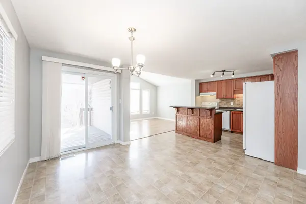 Waterloo, ON N2V 2W3,525 Virginia Creeper ST