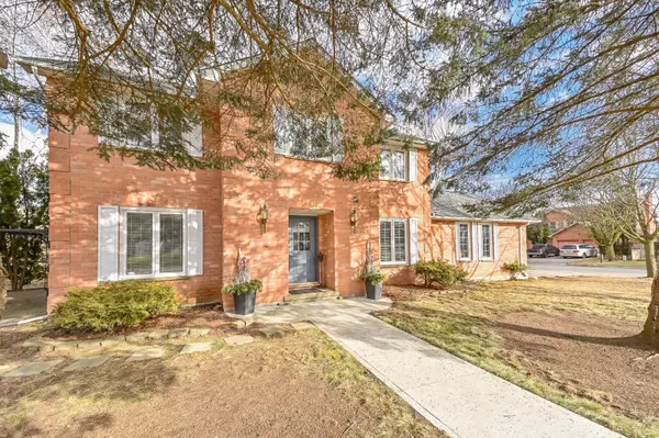 Cambridge, ON N3C 3R6,6 Bitzer CT