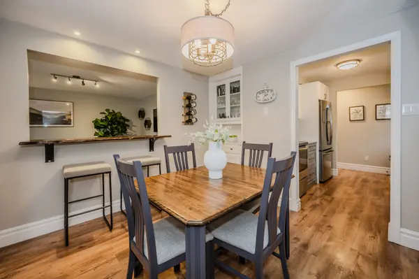 Kitchener, ON N2N 1N2,37 Monteagle CRES