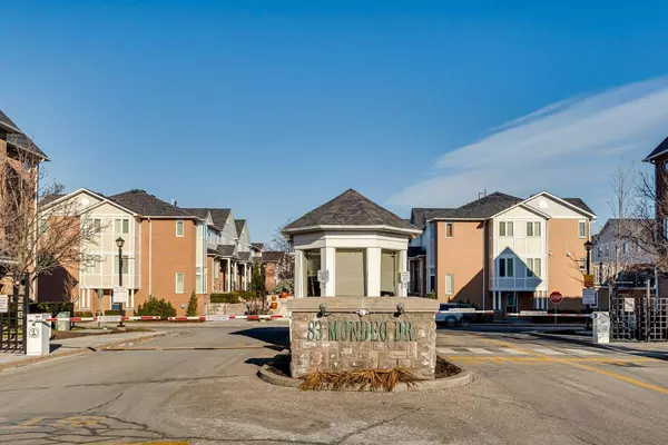 Toronto E04, ON M1P 5B6,83 Mondeo DR W #533