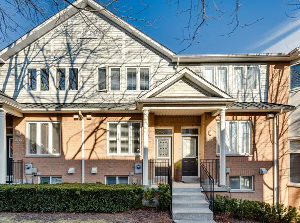 Toronto E04, ON M1P 5B6,83 Mondeo DR W #533