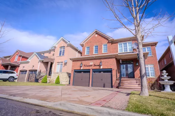 Brampton, ON L6P 1Y4,9 Laurentide CRES