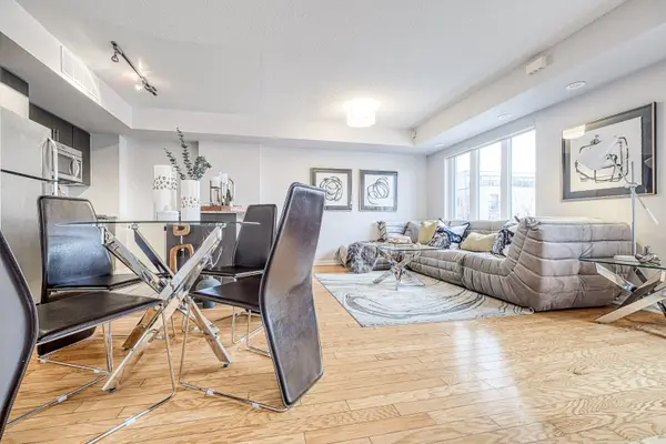 Toronto W02, ON M6H 4K7,15 Foundry AVE #201