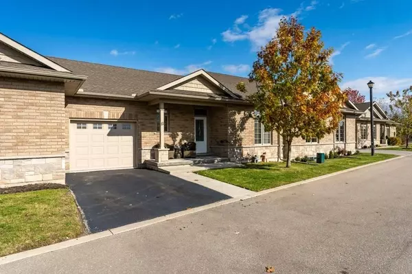 Haldimand, ON N1A 0B5,111 South Cayuga ST E #11