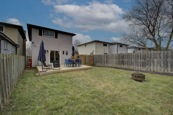 Cambridge, ON N1R 7L4,46 Carter CRES