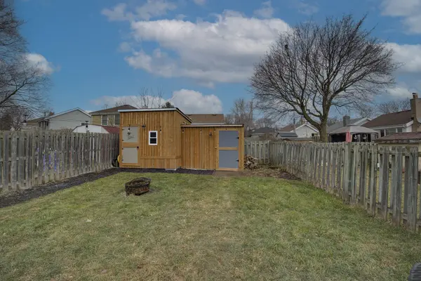 Cambridge, ON N1R 7L4,46 Carter CRES