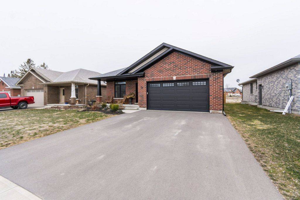 Stirling-rawdon, ON K0K 3E0,28 Aberdeen ST
