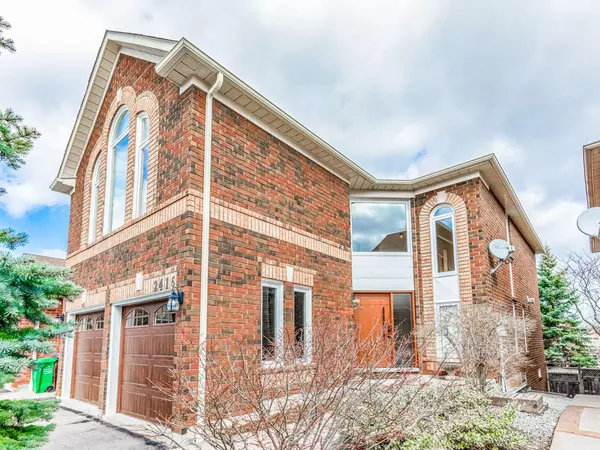 Mississauga, ON L5M 5Y2,2416 Yorktown CIR