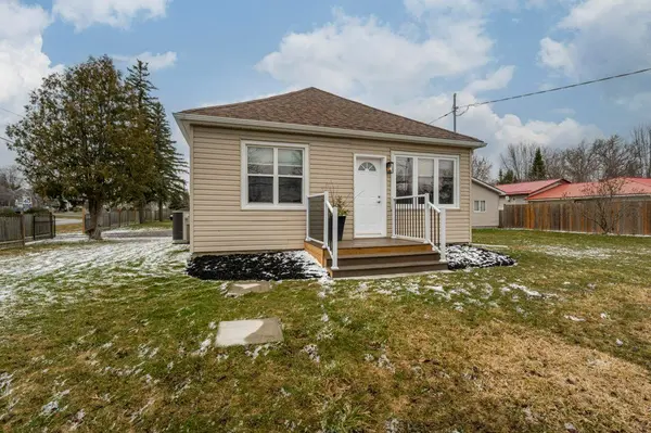 Kawartha Lakes, ON K0L 2W0,143 King ST W