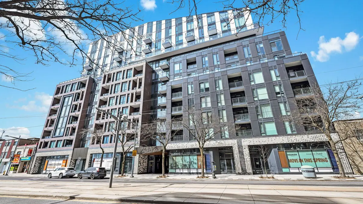 Toronto W02, ON M6N 0C1,1808 St. Clair AVE W #702