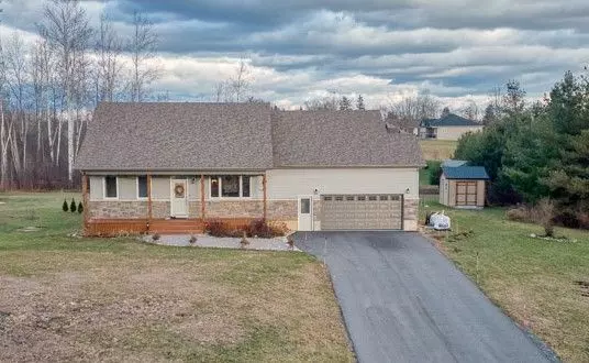 North Grenville, ON K0G 1J0,107 Stirling CRES