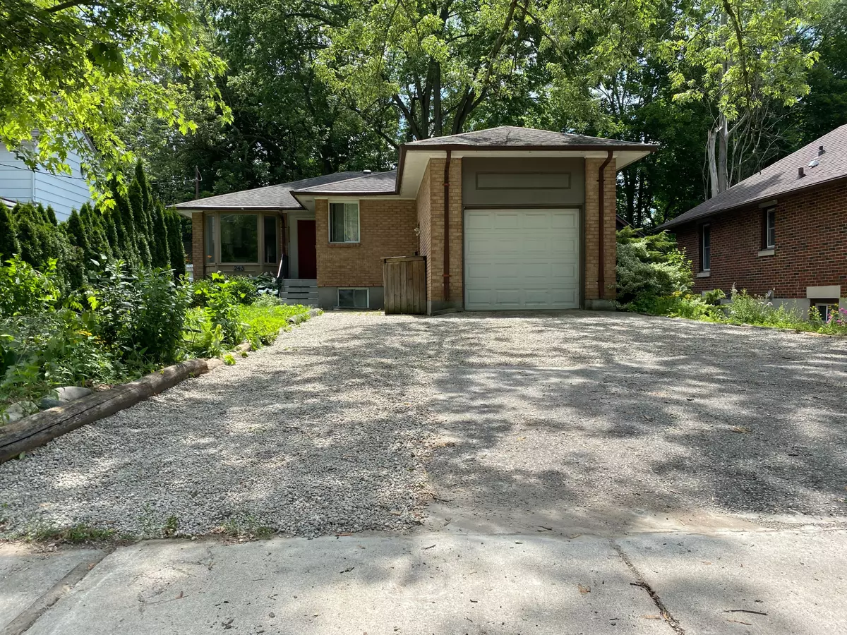 London, ON N6A 2M9,243 Bernard AVE