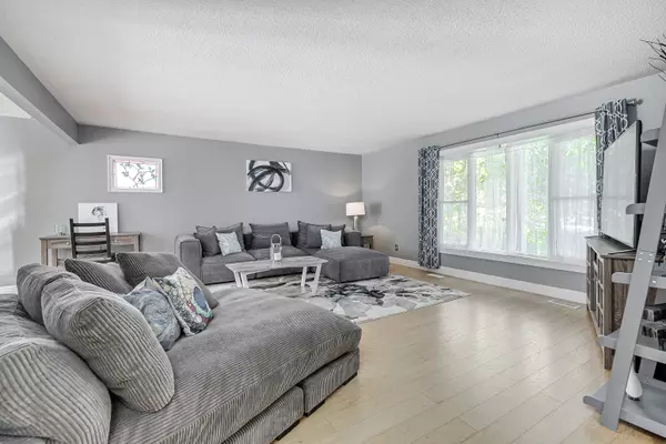 Innisfil, ON L9S 2J1,781 Carniola DR