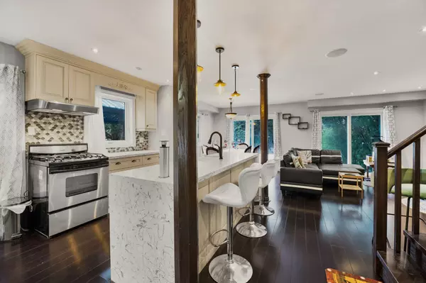 Brampton, ON L6S 3H6,24 Jeanette PL