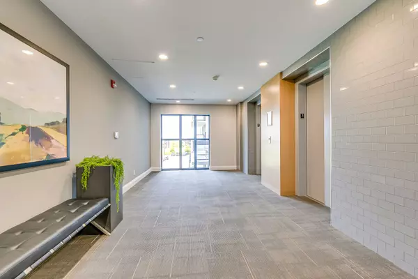 Oakville, ON L6H 0X3,128 Grovewood Common N/A #332