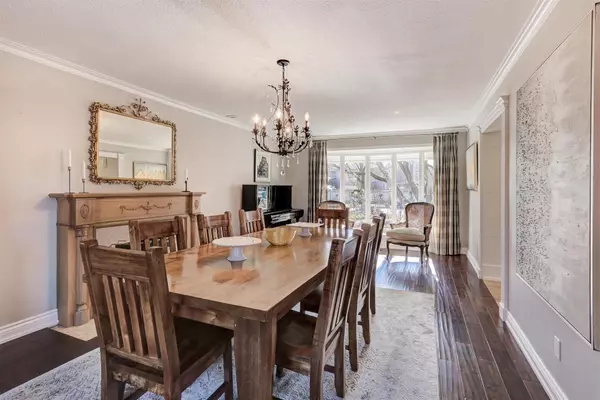 Mississauga, ON L5H 3N2,2255 Otami TRL