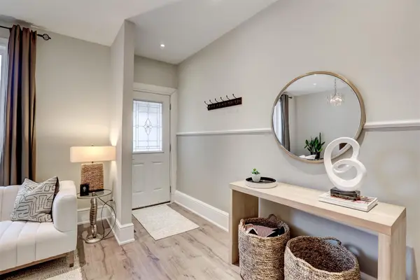 Toronto W02, ON M6N 3C3,59 Mulock AVE