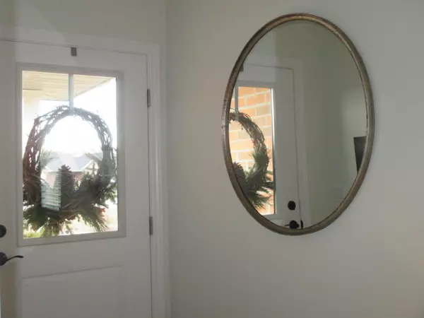 Stirling-rawdon, ON K0K 3E0,11 Carrick Street ST